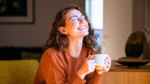 este hábito silencioso lo tienen en común las personas con alto coeficiente intelectual, según expertos