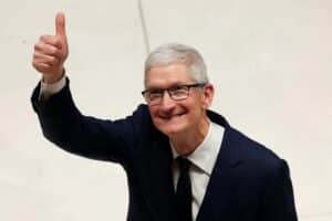 it’s official tim cook has now surpassed steve jobs in a way no one expected