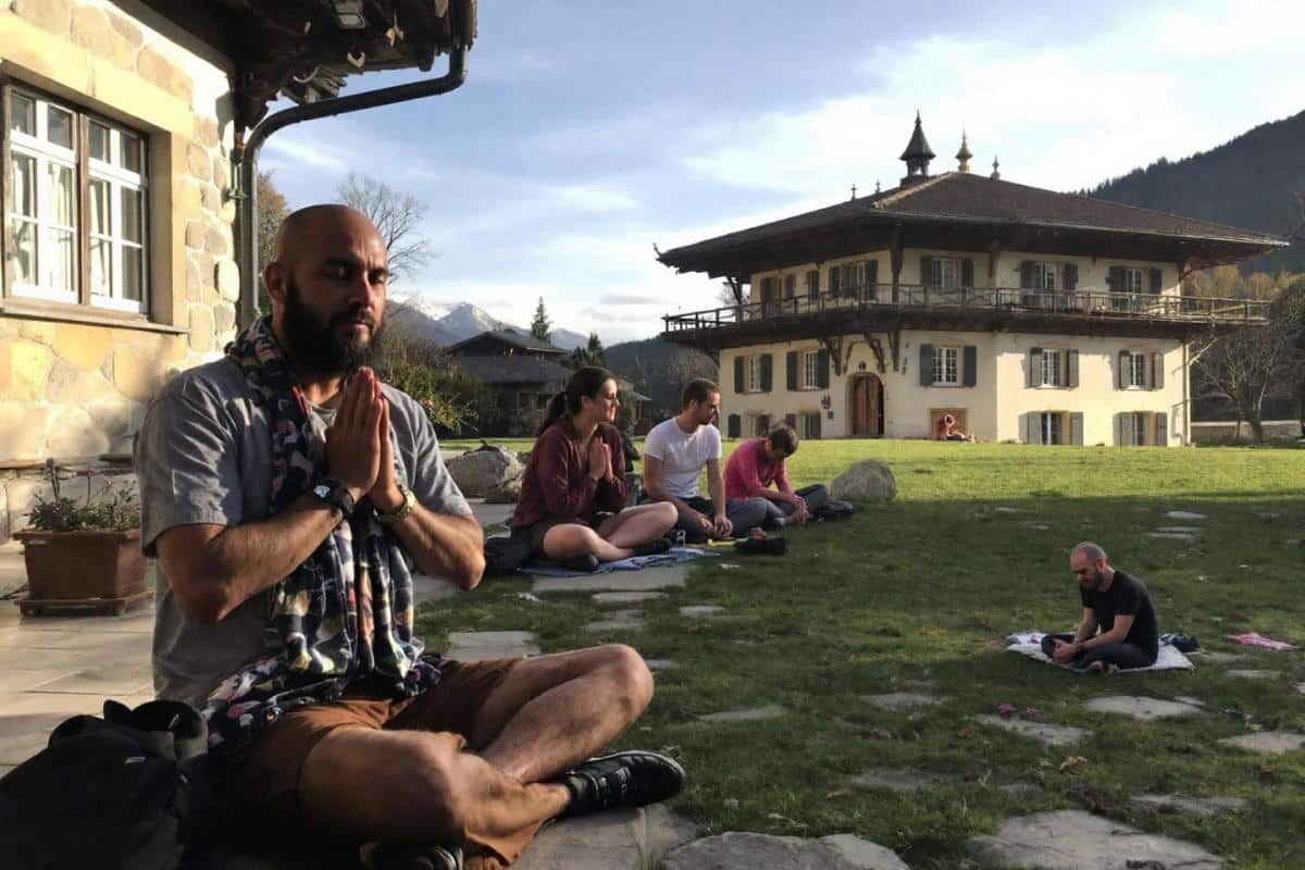 He Lived Like a Monk for 7 Days — Here’s What He Learned