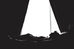 The Hidden Meaning Behind Why You Always Wake Up at 3 A.M.