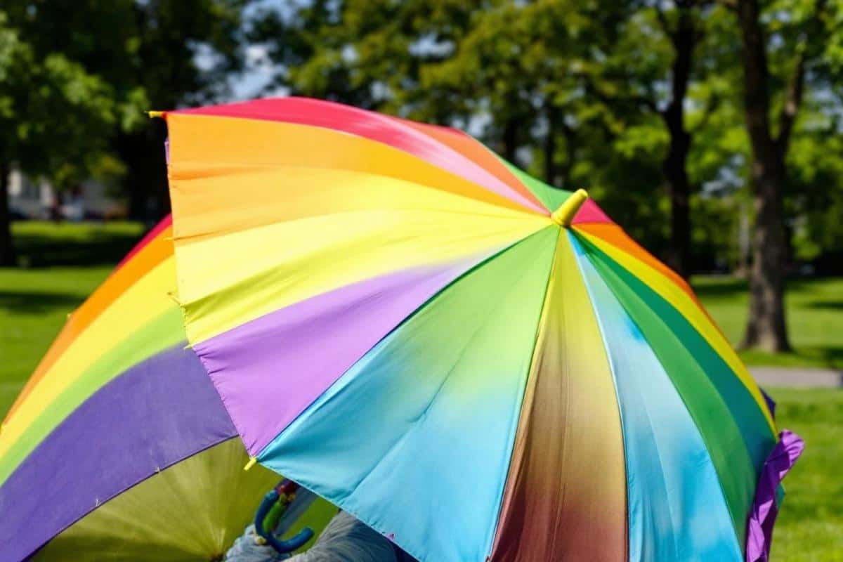 The Weirdest Thing That Can Instantly Make You Happier